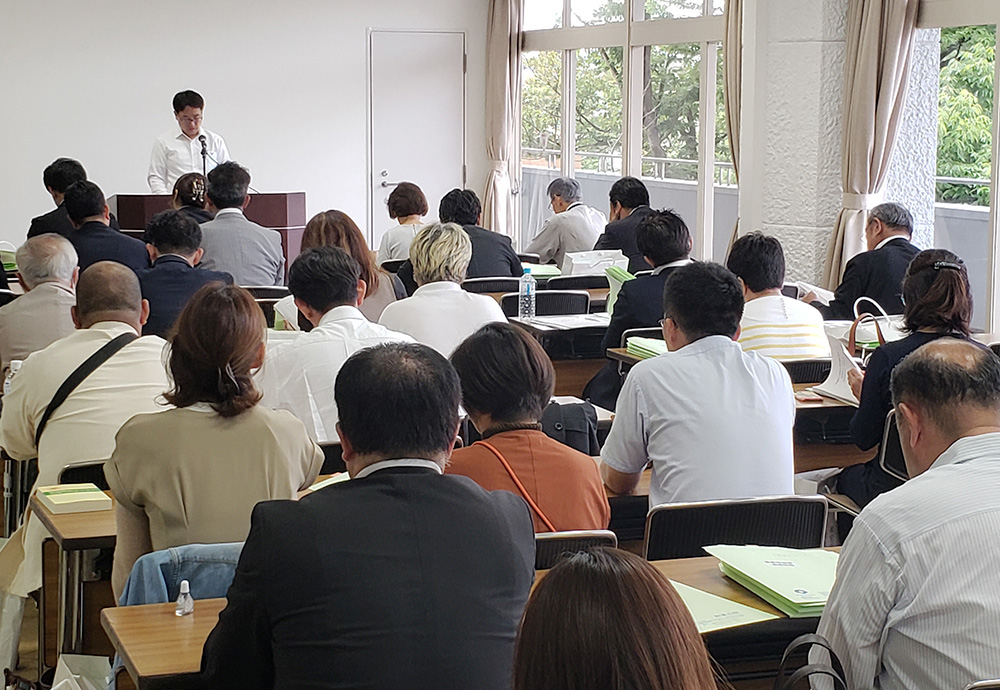 １区に５、２区に７陣営が出席した立候補予定者説明会