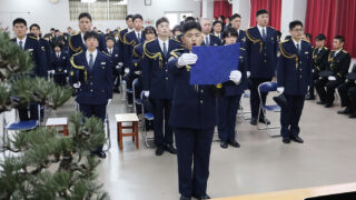 強さと優しさを持つ 和歌山県警察学校で20人卒業 | わかやま新報