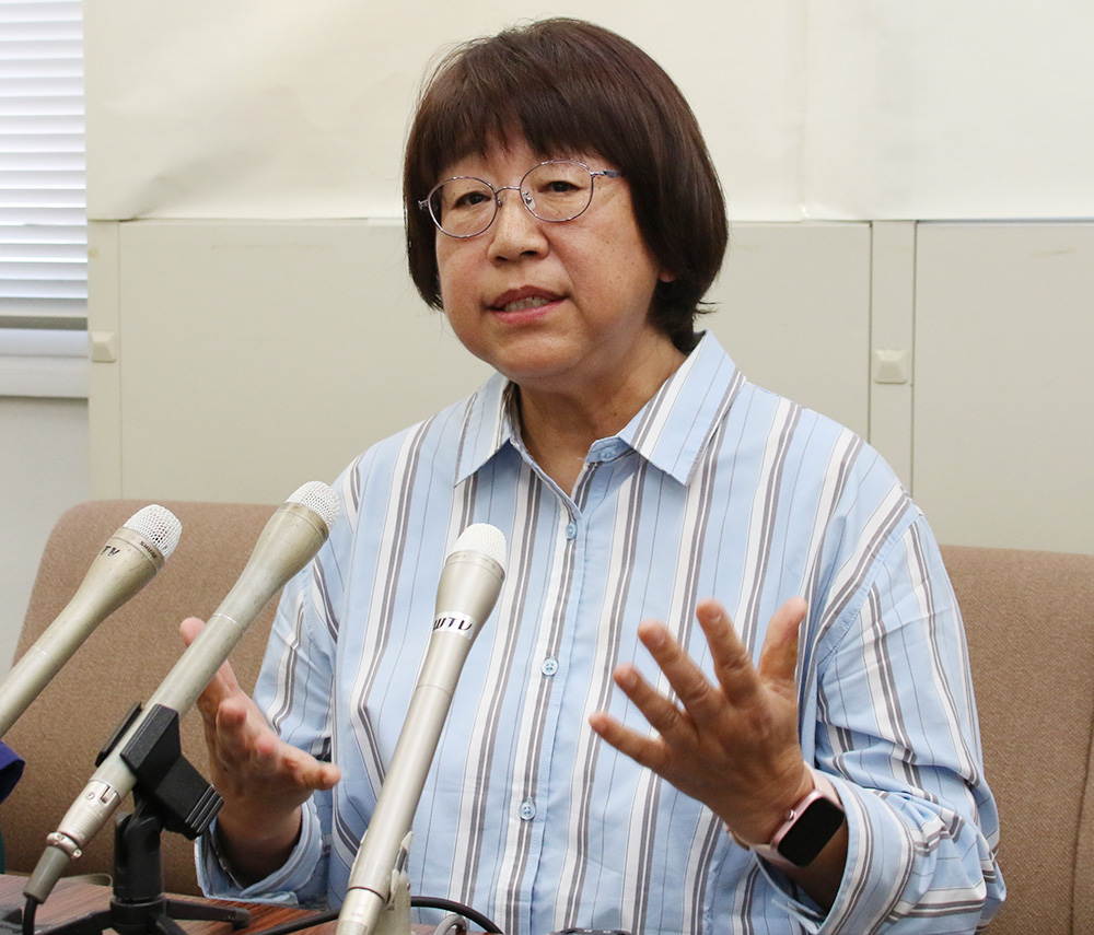 知事選への立候補を表明した松坂氏