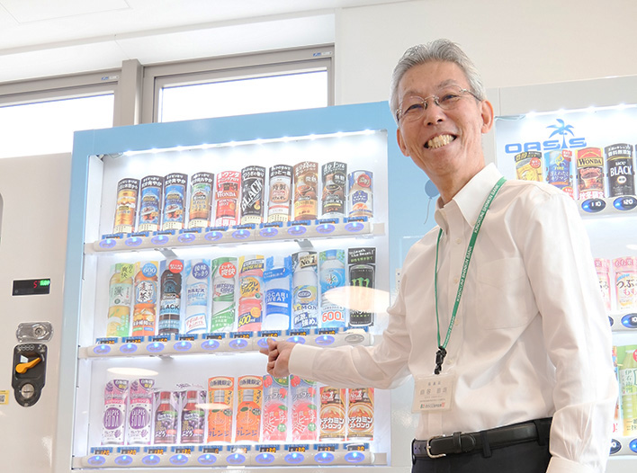 防犯活動を支援 きのくに信金に寄付型自販機 | わかやま新報