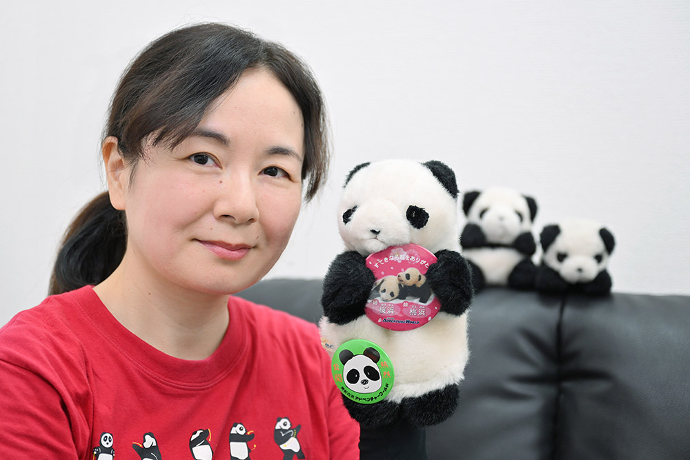 「心にぽっかり穴が空いたよう」という石井さん。パンダ愛は人一倍強い