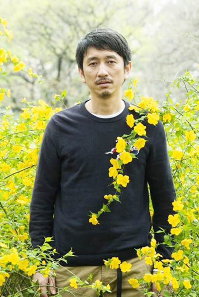 プロデューサーの岩井秀人さん