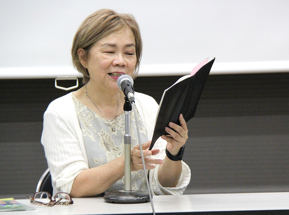 細畠清一さんの和歌山大空襲の体験を朗読で伝える福山さん