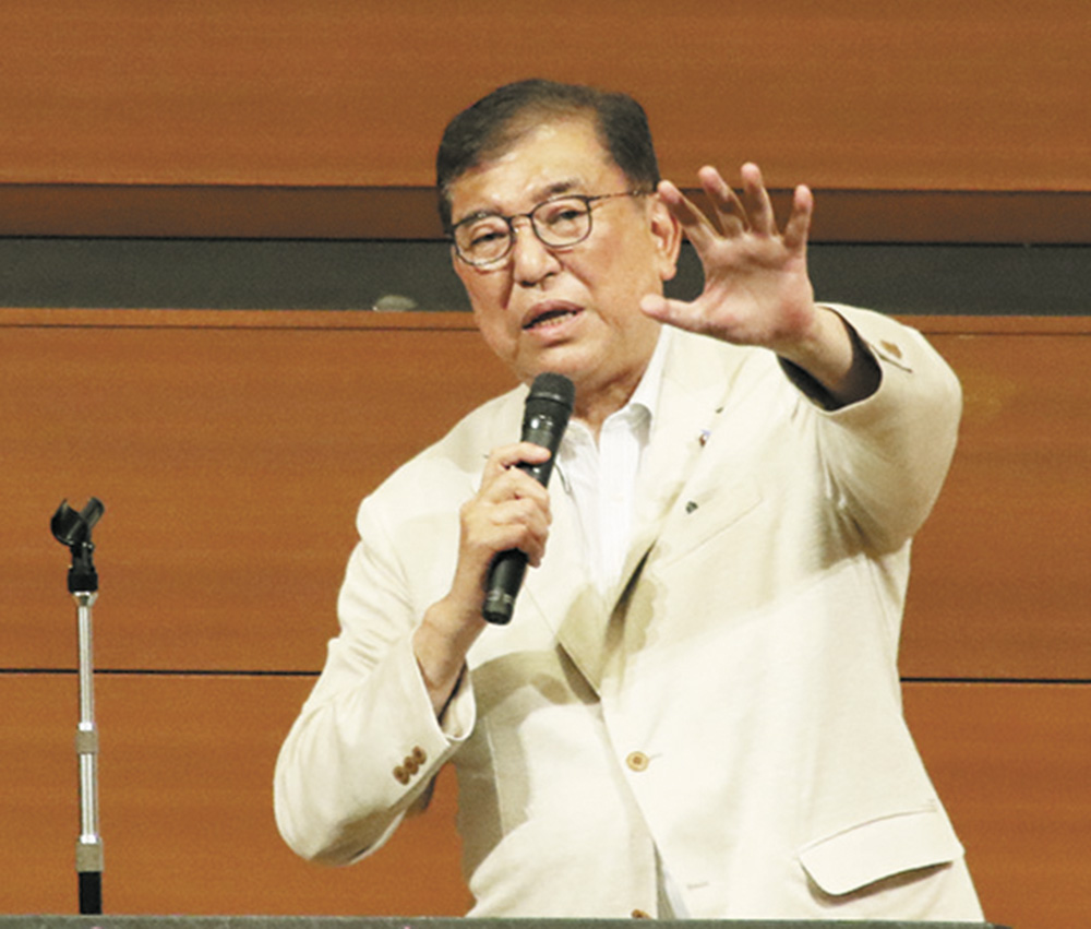 演説する石破首相（和歌山市）