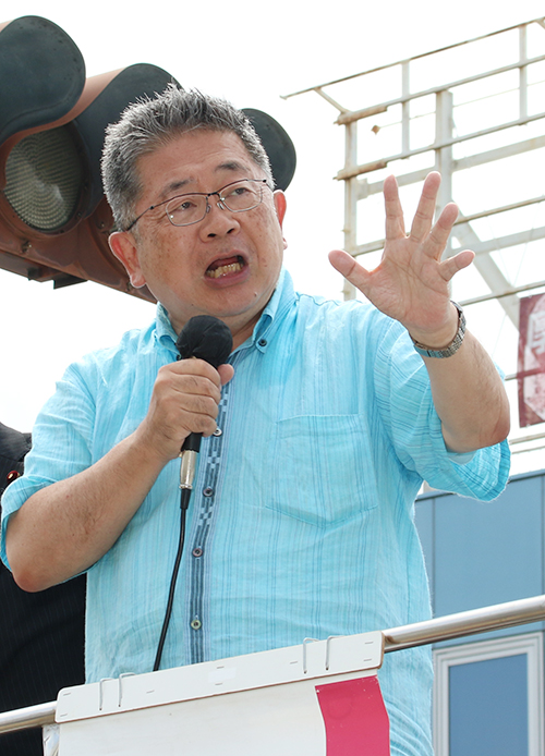 支持を訴える小池書記局長