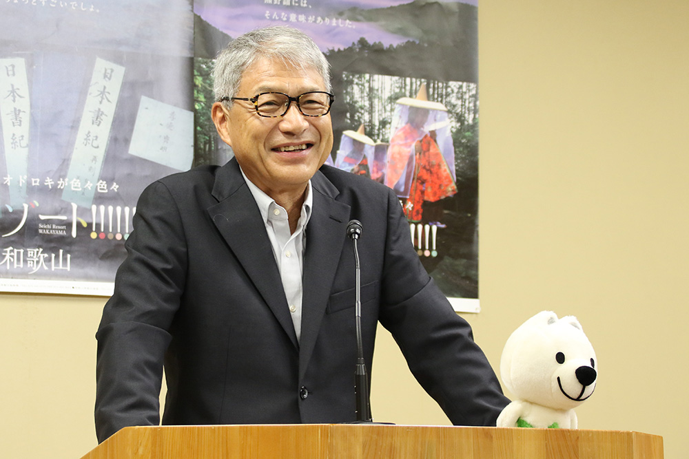「スペースエントランスを目指す」と話す宮﨑知事
