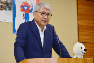 「スポーツの振興や人の交流で広く活動したい」と期待を込める宮﨑知事