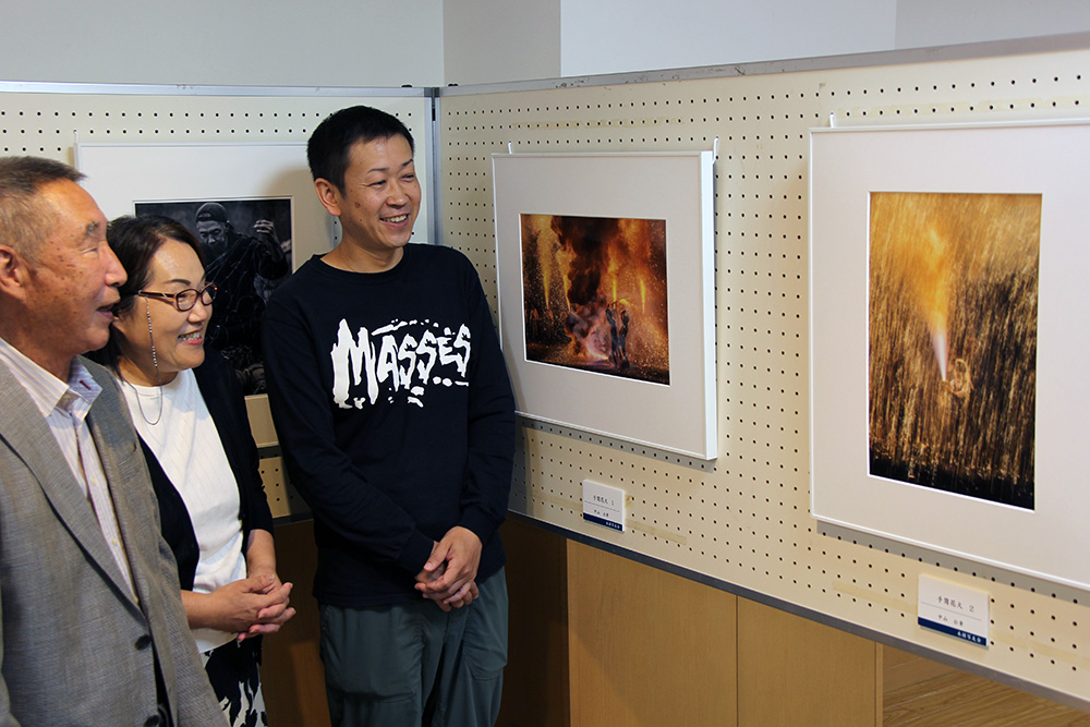 独自の視点で捉えた作品が並ぶ会場