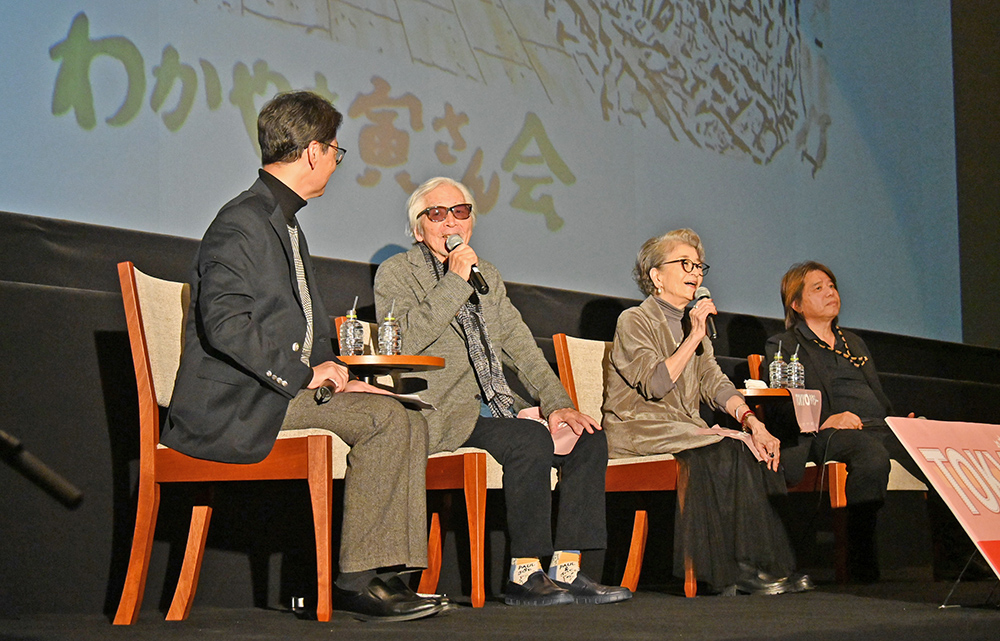 対談する山田監督ら