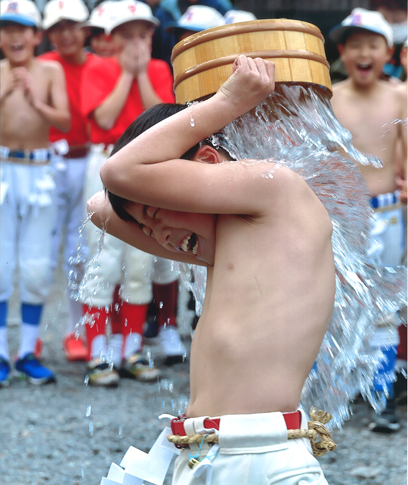 平井さんの作品「真冬の挑戦　冷やっこ～」