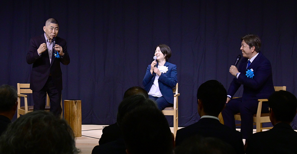 桂南光さん㊧らのトークショー