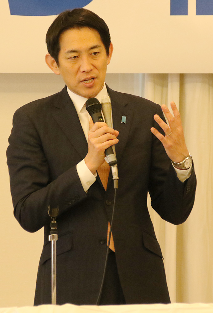自民の小林政調会長