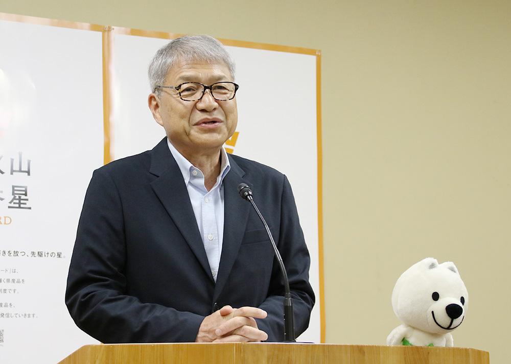 部活動の遠征について対応を話す宮﨑知事