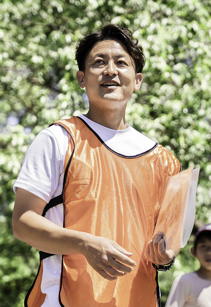 自然体験イベントを開く杉山さん