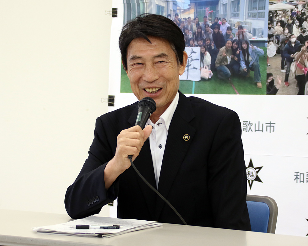 １２年間の市政運営を振り返る尾花市長