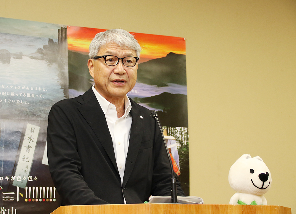 来年度の重点施策について話す宮﨑知事